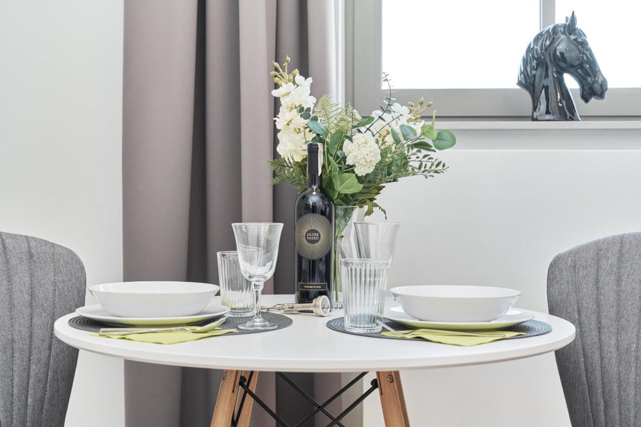 Eleganckie Studia Wyspa Slodowa By Noclegi Renters Breslavia Esterno foto