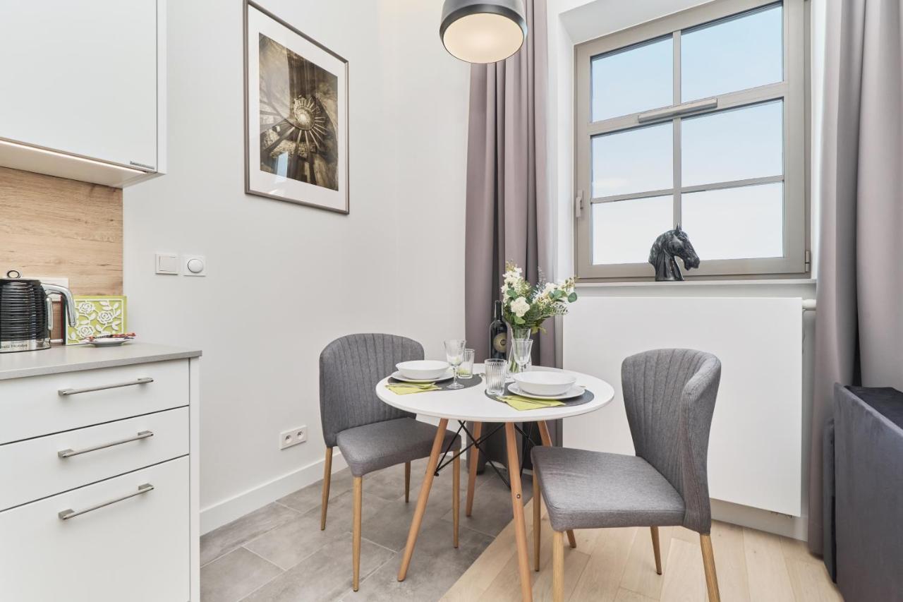 Eleganckie Studia Wyspa Slodowa By Noclegi Renters Breslavia Esterno foto